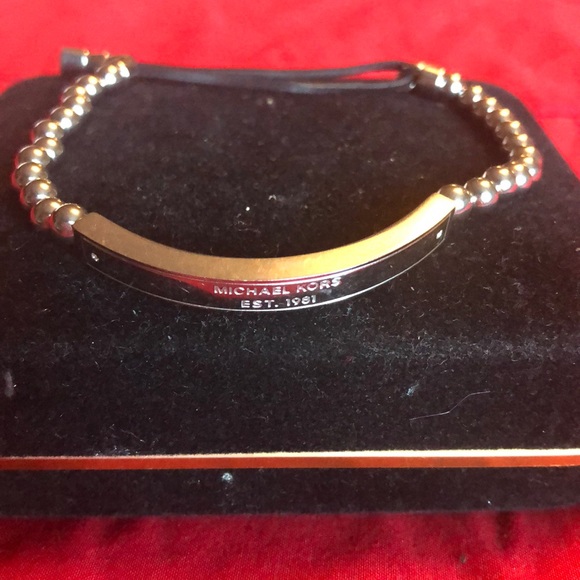 Silver MK bracelet - Picture 2 of 4